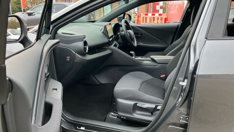 Toyota C-HR 2.0 PHEV Design 5dr CVT Hatchback